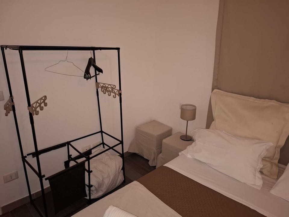 Grand Room | Desk, soundproofing, WiFi (free)
