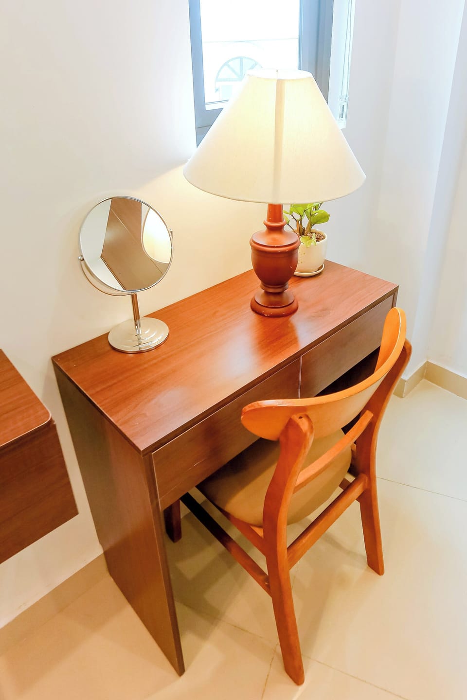 Basic Single Room, Courtyard View | Room amenity