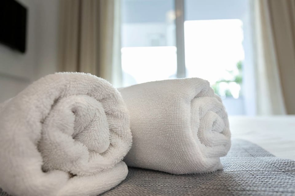 Standard Double Room, Balcony | Room amenity