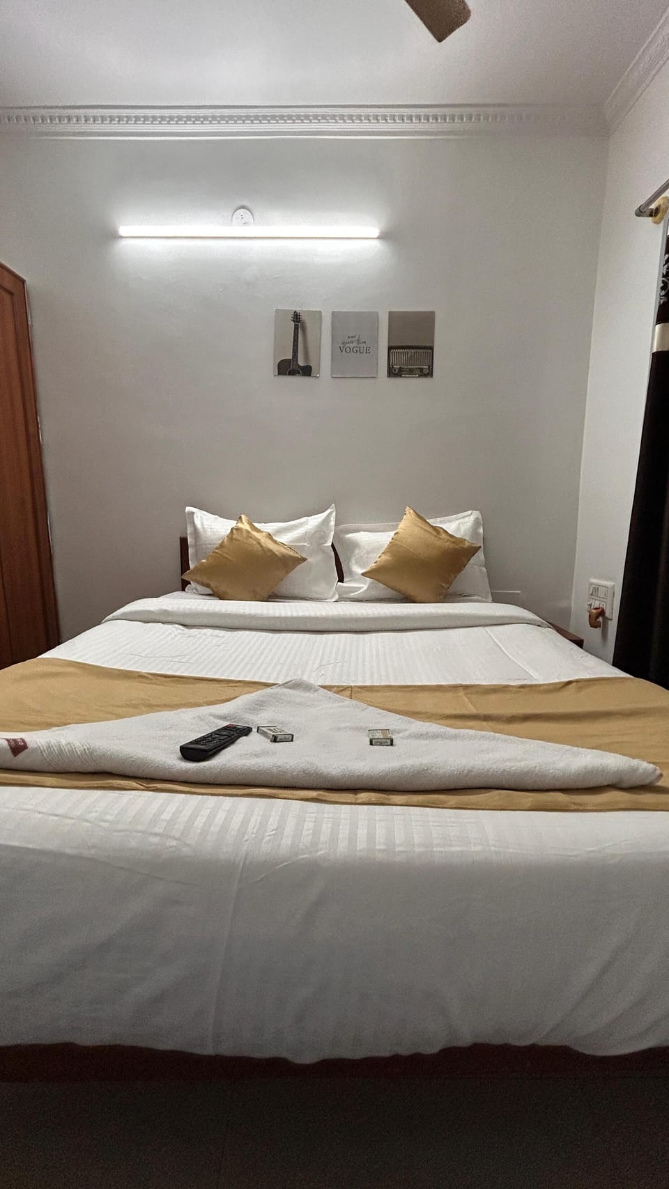 Deluxe Room Non-A/C | Free WiFi