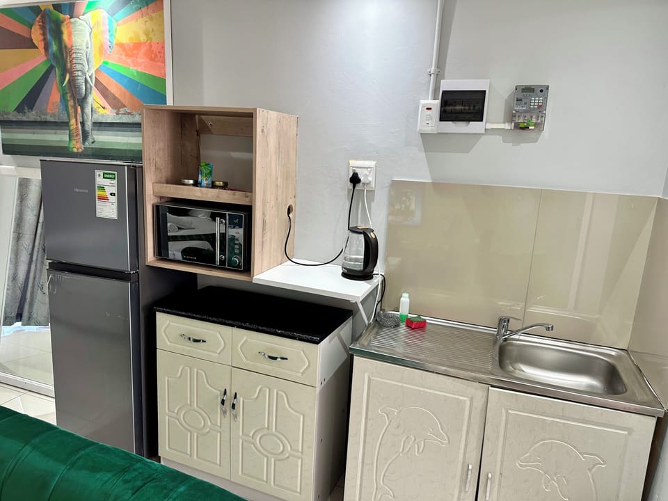 Superior Room, Balcony, City View | Individually furnished, desk, laptop workspace, soundproofing