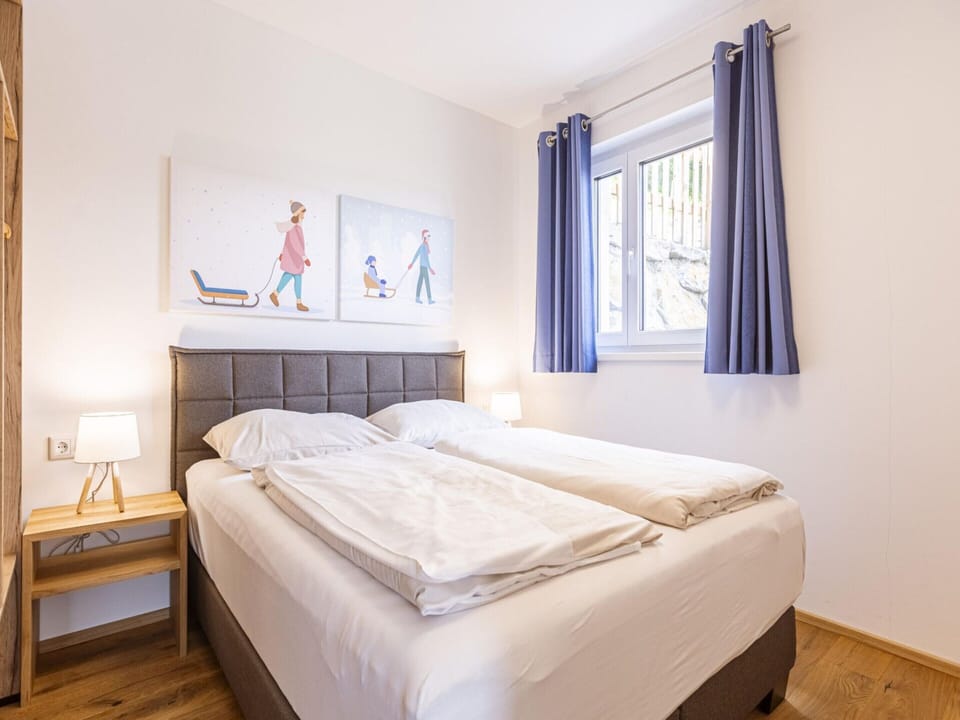 House | 3 bedrooms, bed sheets