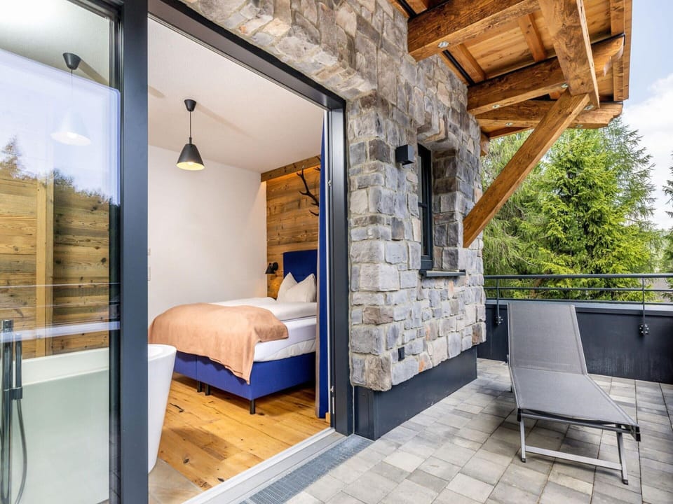 House | Balcony