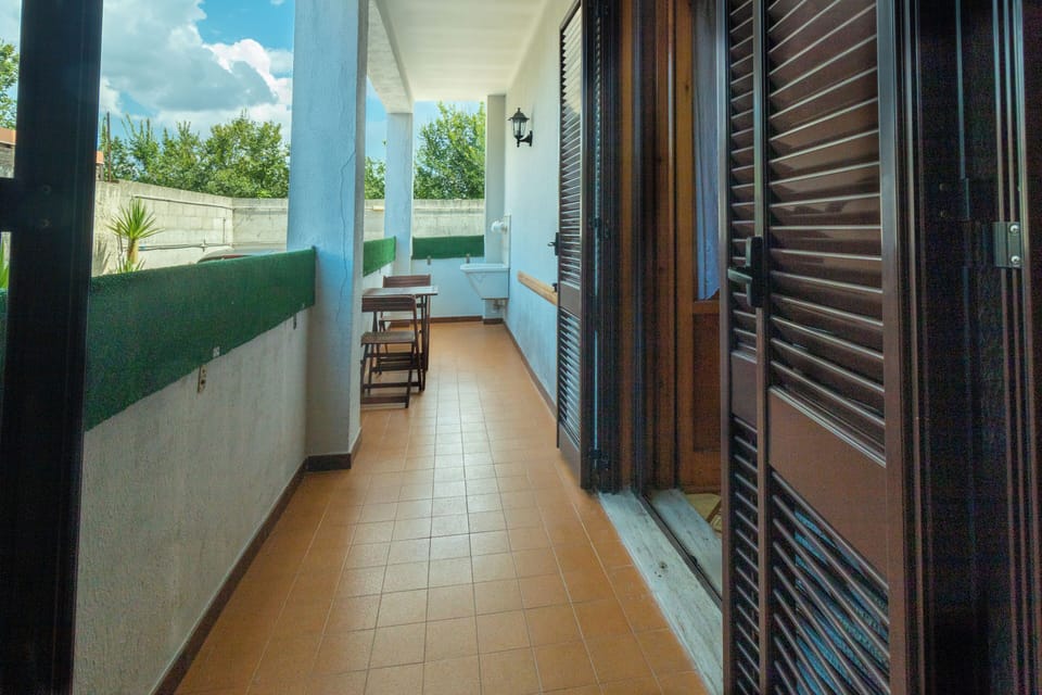 Basic Apartment, Balcony | Balcony