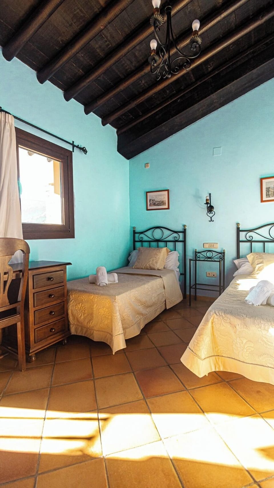 Double Room | Free WiFi