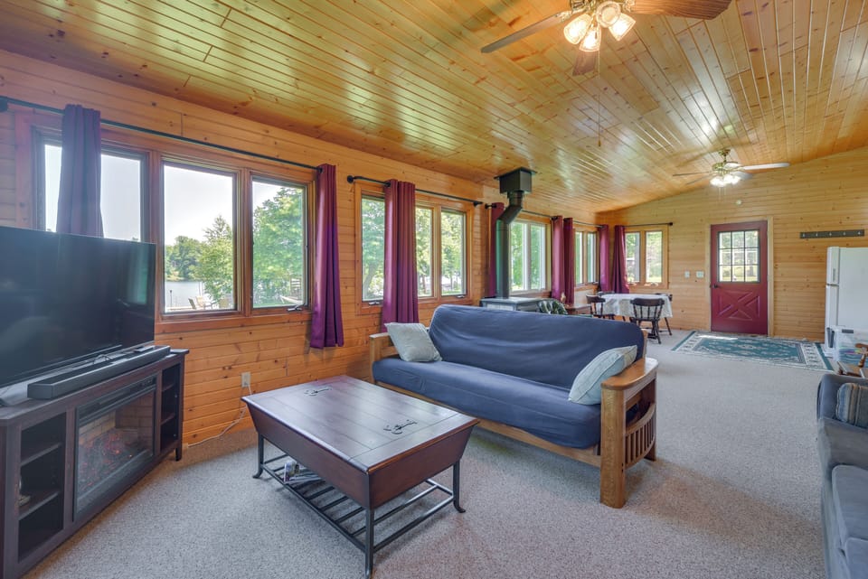 House (2 Bedrooms) | Interior
