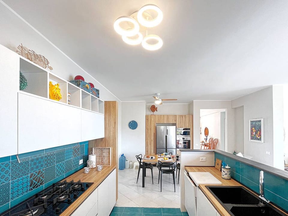 Standard Condo, 2 Bedrooms, Sea View | Private kitchen | Freezer