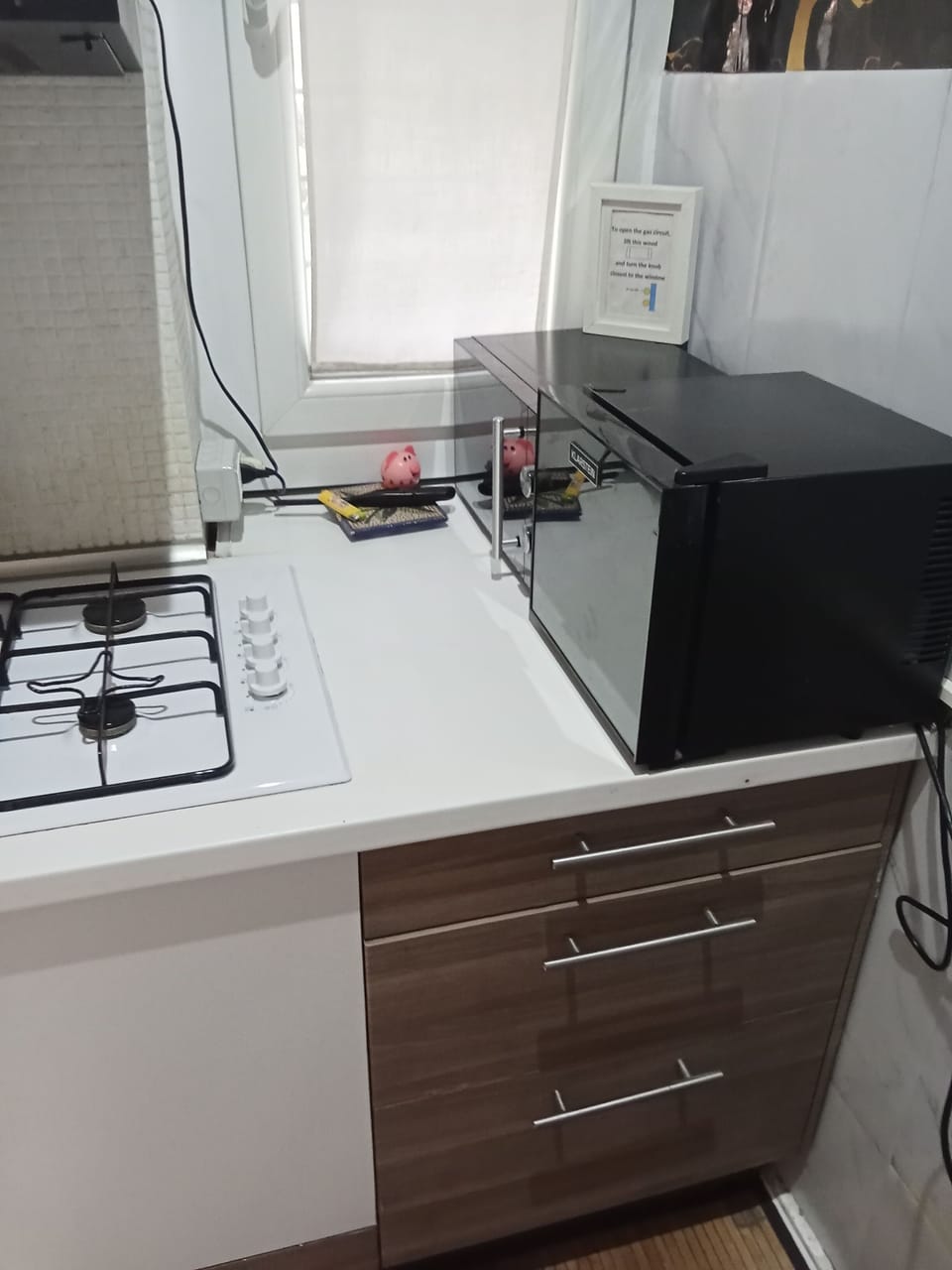Superior Room, 1 King Bed, Non Smoking, Kitchenette | Private kitchen | Espresso maker, coffee/tea maker, mini-fridge, microwave