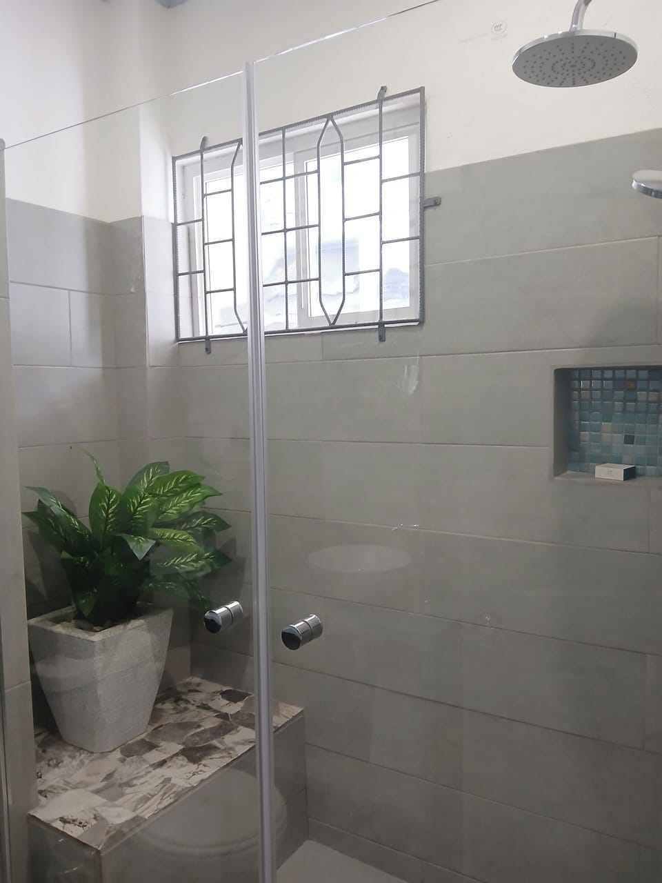Clavier's- Aircon- Seaside- Familyfriendly Apartment in Caribbean