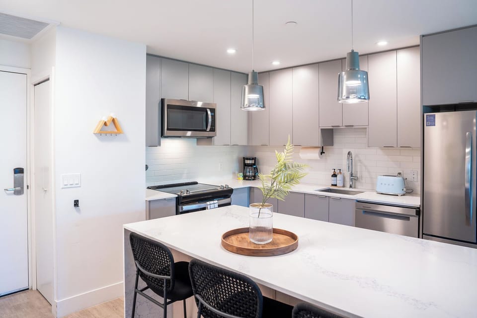 Condo | Private kitchen
