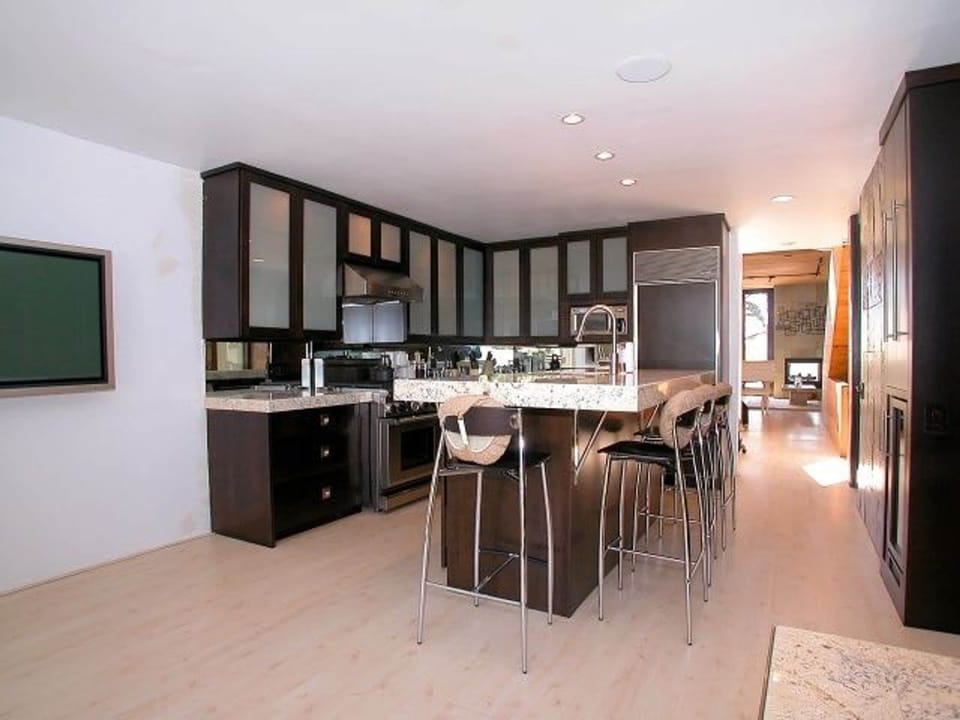 House | 3 bedrooms, desk, high-speed internet