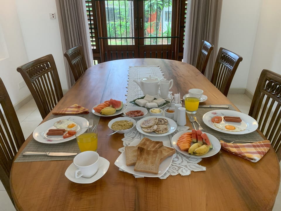 Breakfast meal