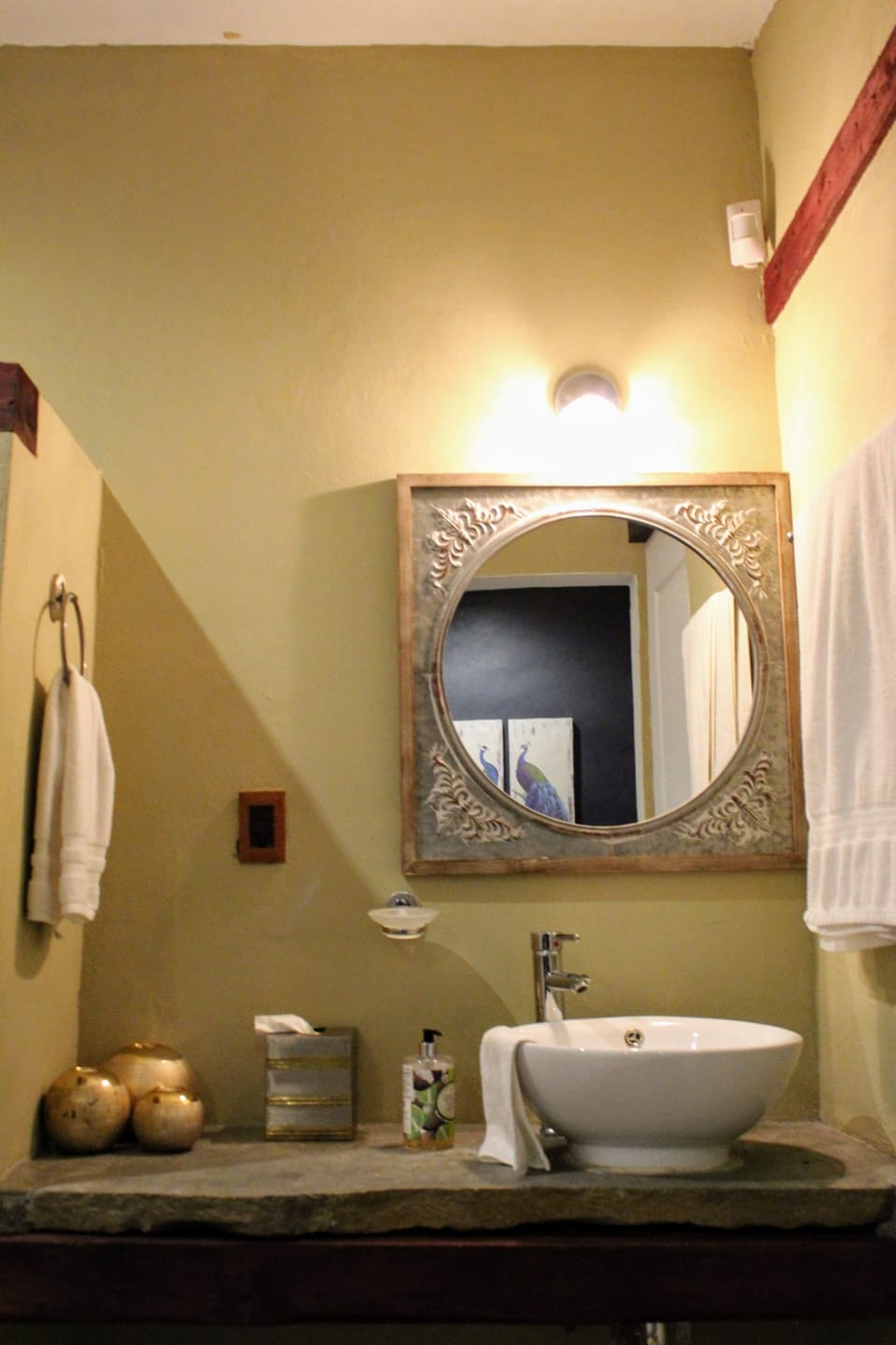 Comfort Double Room, Ensuite, Garden View | Down comforters, blackout drapes, WiFi (free), bed sheets