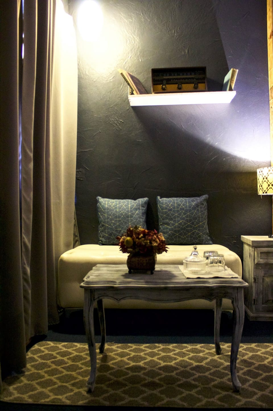 Standard Double Room, Ensuite, Mountain View | Down comforters, blackout drapes, WiFi (free), bed sheets