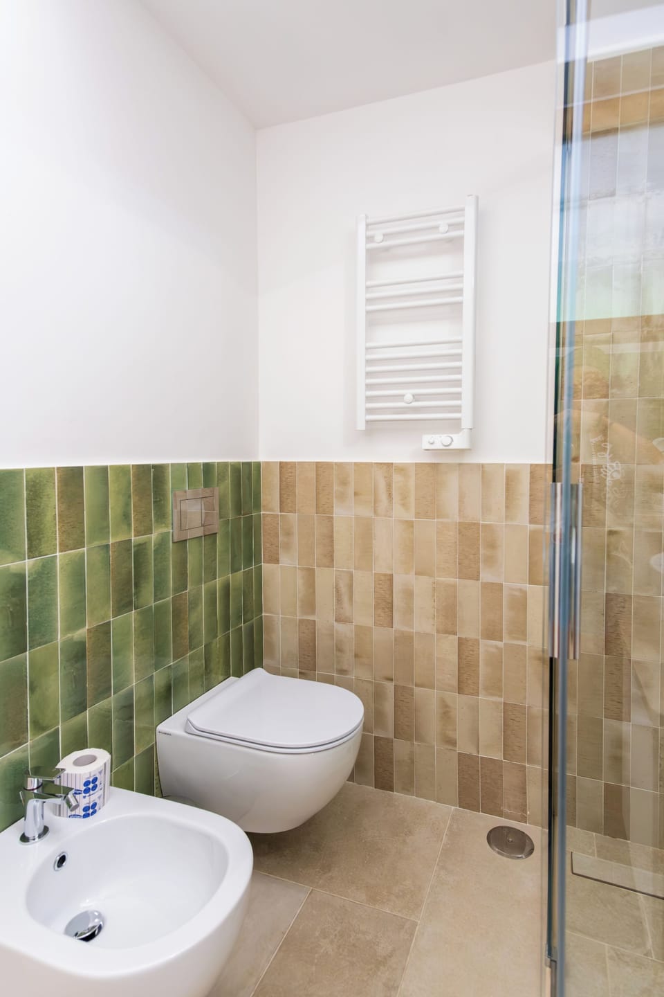 Basic Room, Patio | Bathroom | Bidet, soap, shampoo, toilet paper