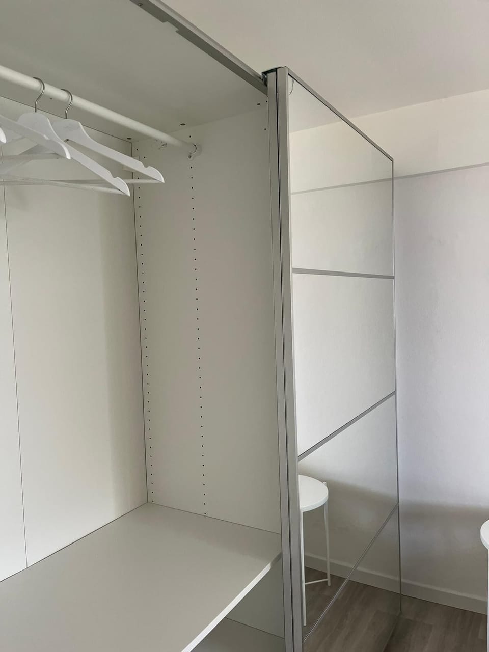 2 bedrooms, desk, blackout drapes, soundproofing