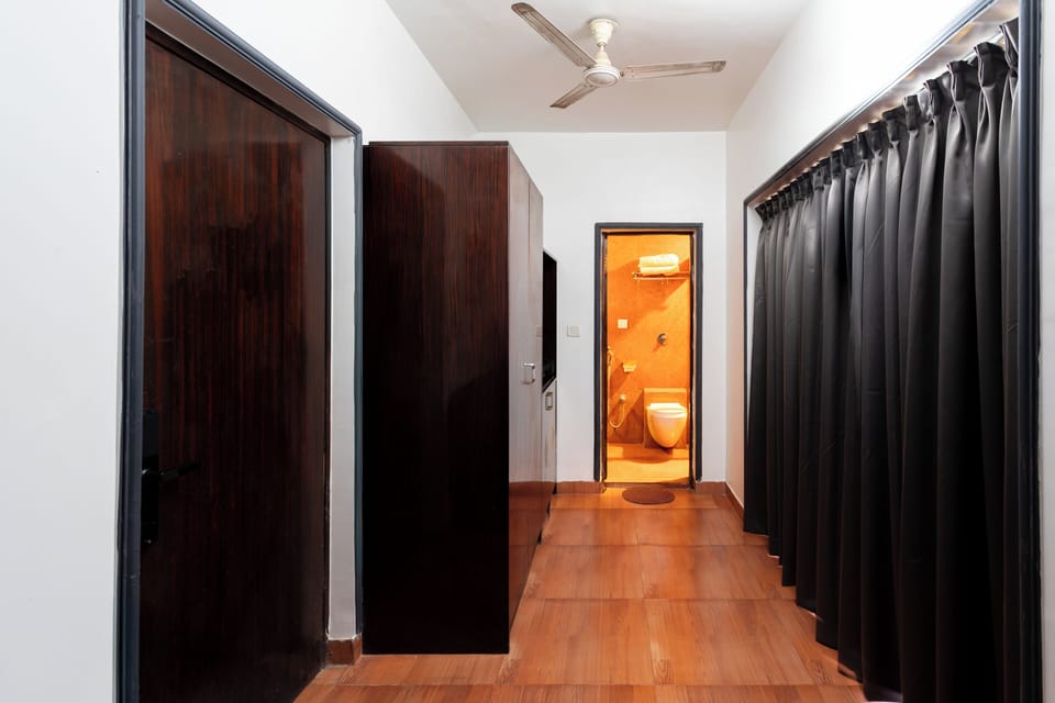 Superior Double Room | Desk, laptop workspace, free WiFi