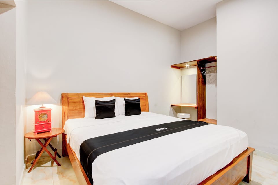 Deluxe Double Room | Free WiFi, bed sheets