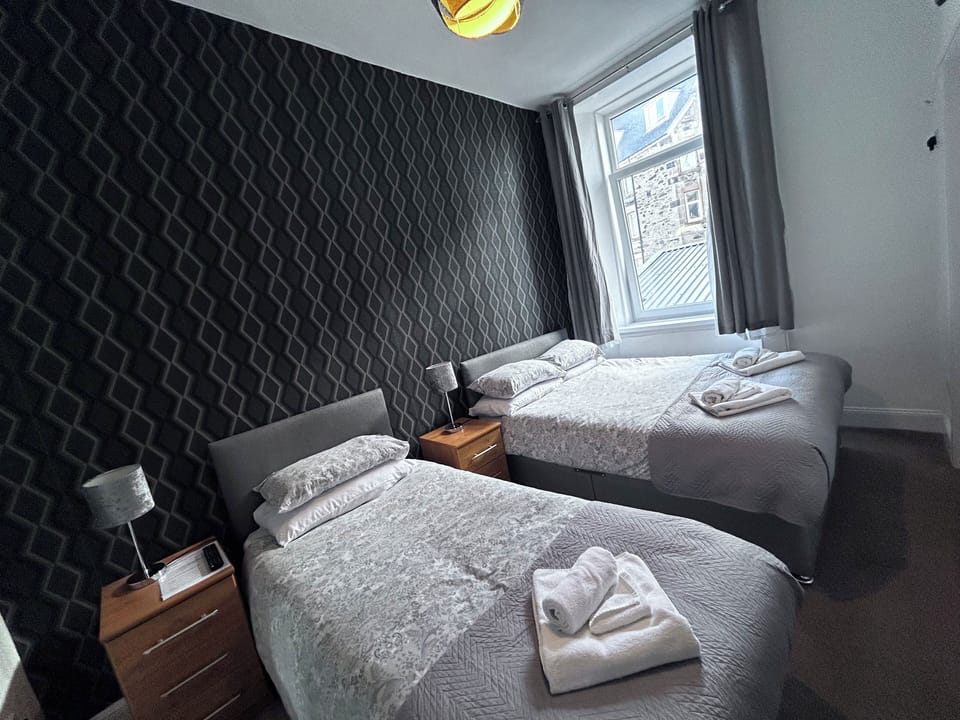 Classic Twin Room | Iron/ironing board, free WiFi