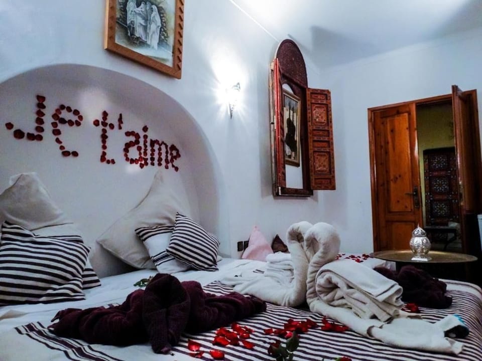 Deluxe Double Room, Ensuite, Pool View | Premium bedding, soundproofing, iron/ironing board