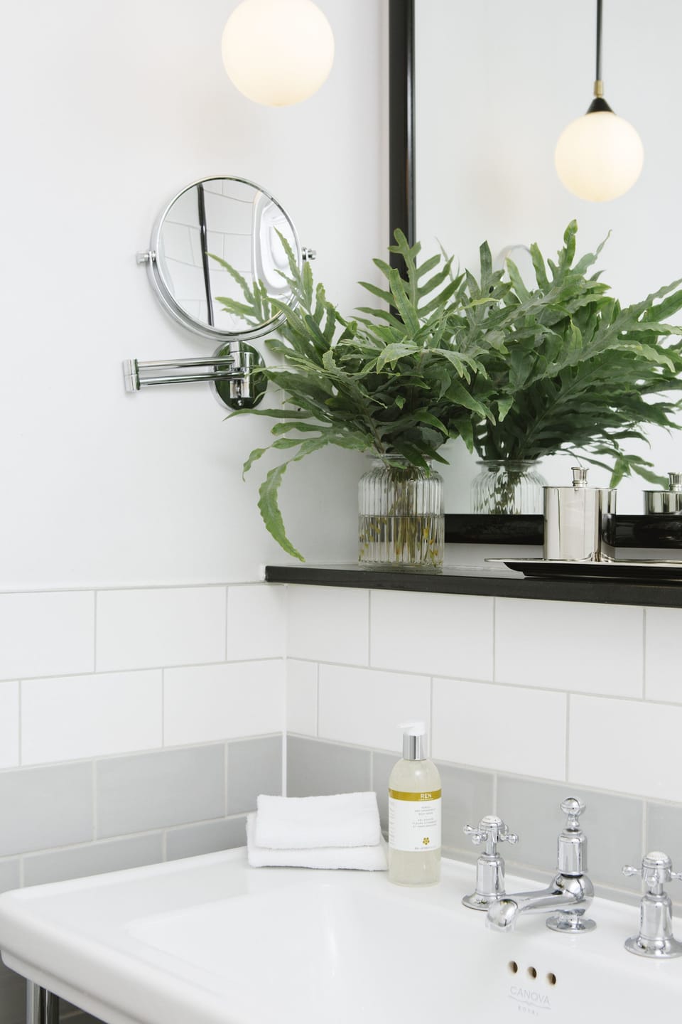 Master Bedroom Double (Room type located in all floors) | Bathroom | Shower, rainfall showerhead, designer toiletries, hair dryer