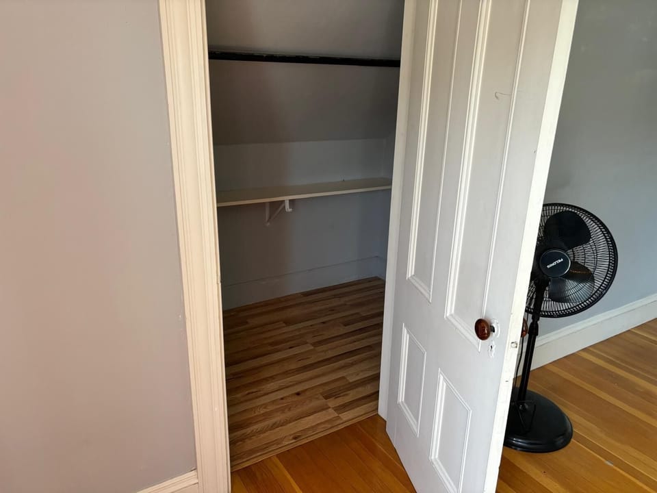 H4_Nice Triple Room | Desk, laptop workspace, free WiFi