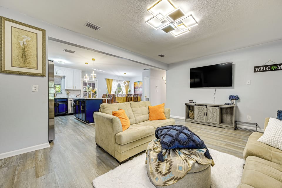 House (4 Bedrooms) | Interior