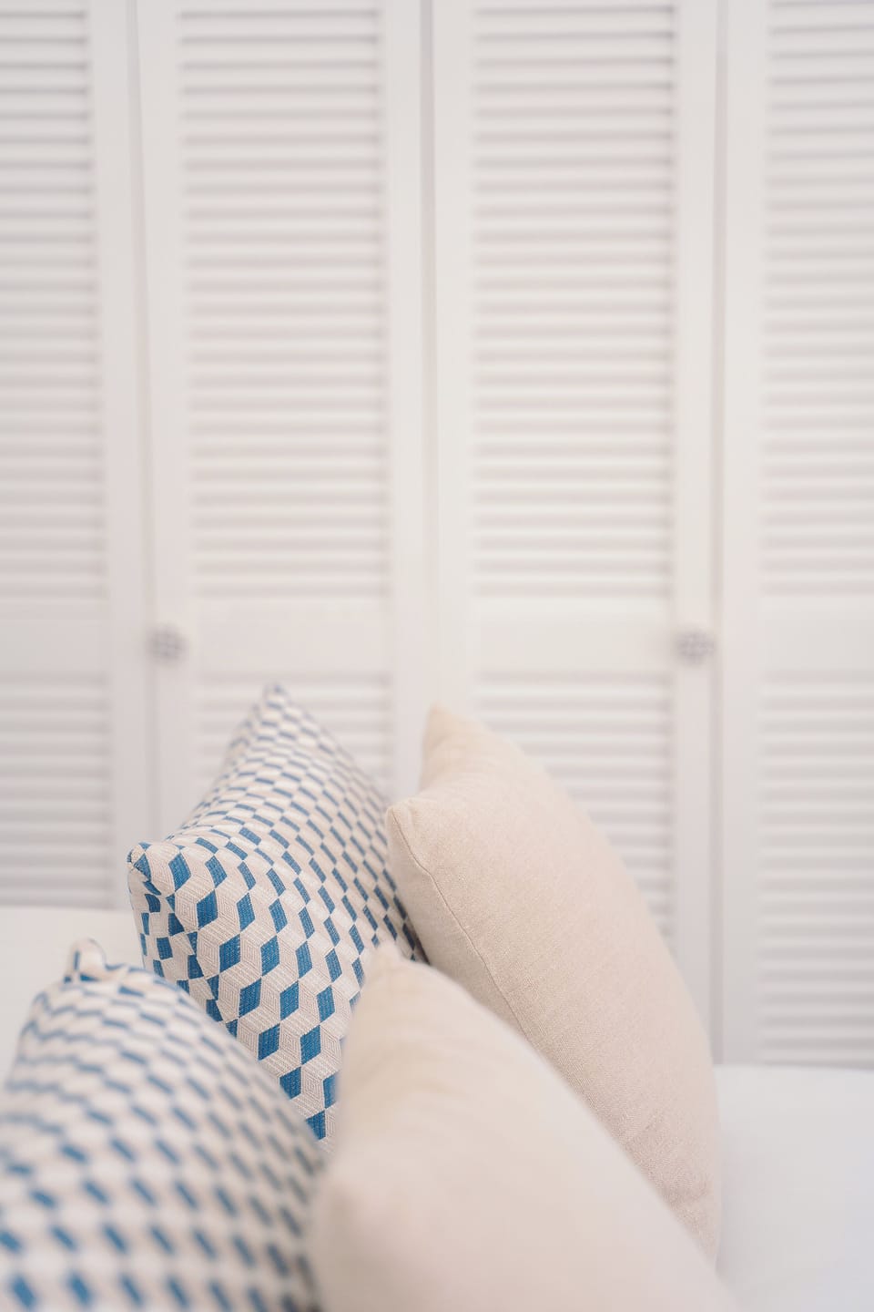 Family Room, Garden View | Individually decorated, free WiFi