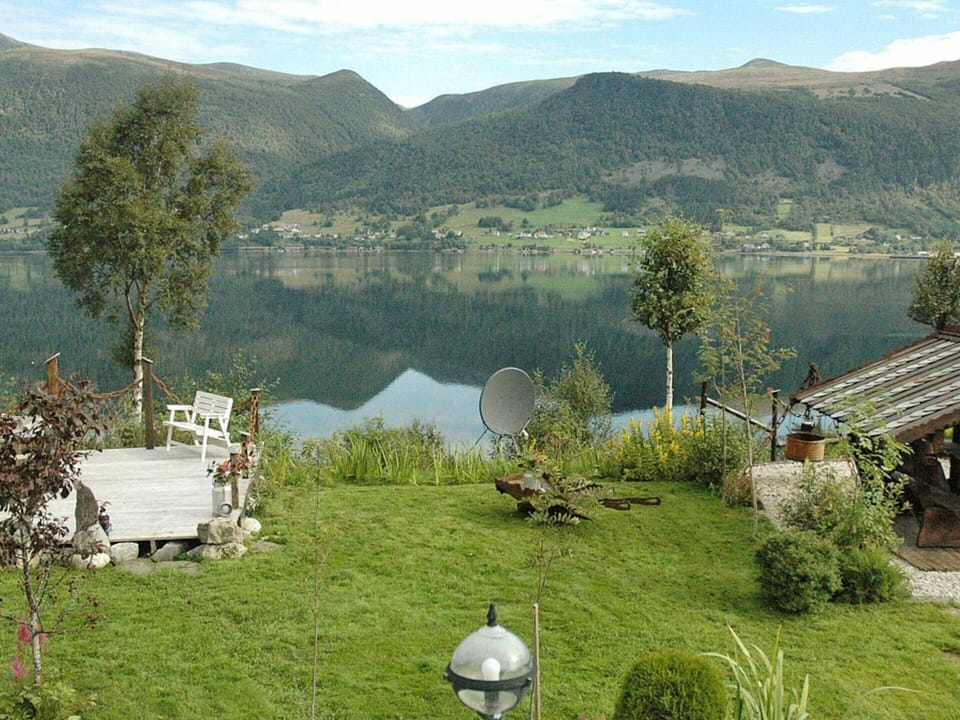 House | Water view