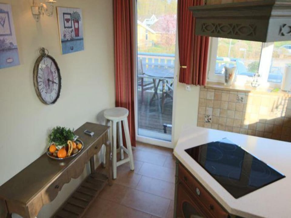 Apartment | Private kitchen | Electric kettle, toaster, highchair