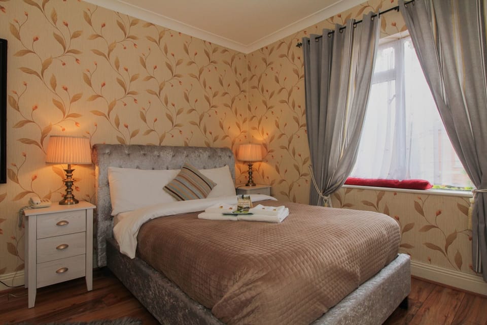 Desk, iron/ironing board, free WiFi, bed sheets