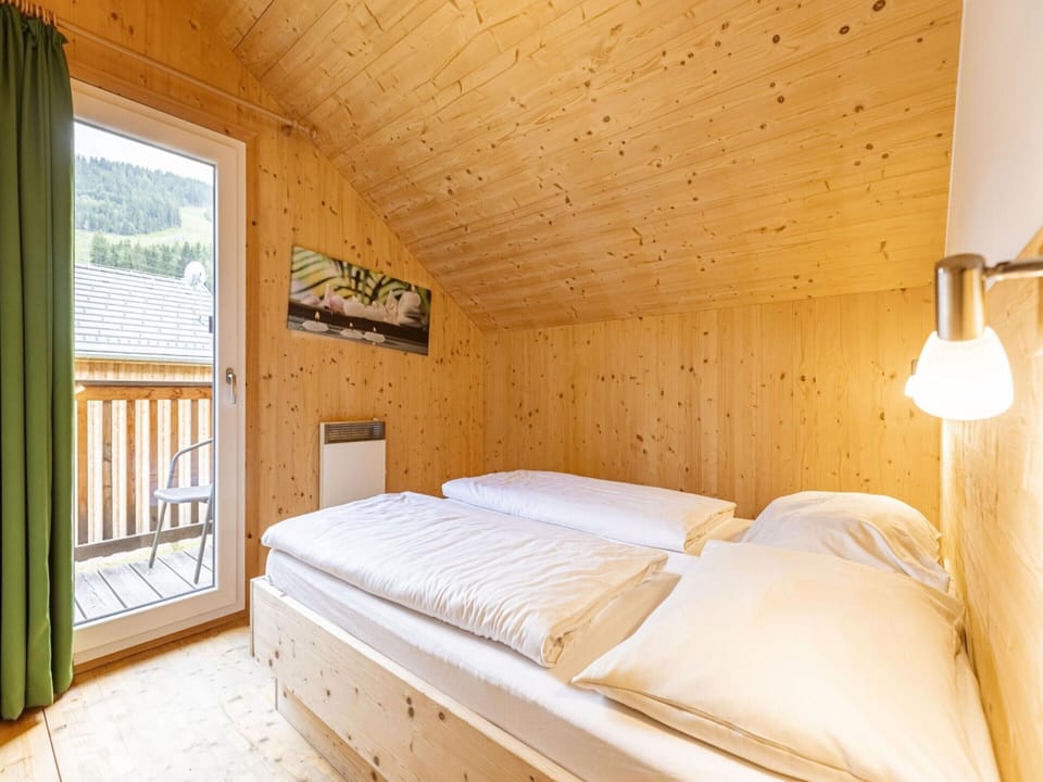 Chalet | 4 bedrooms, bed sheets
