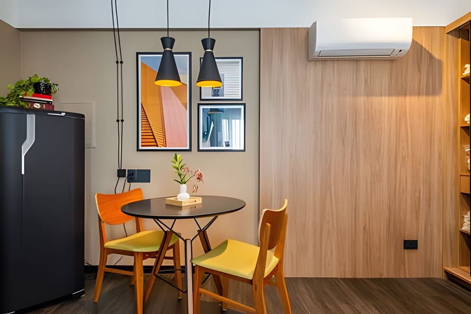 Apartment | Dining