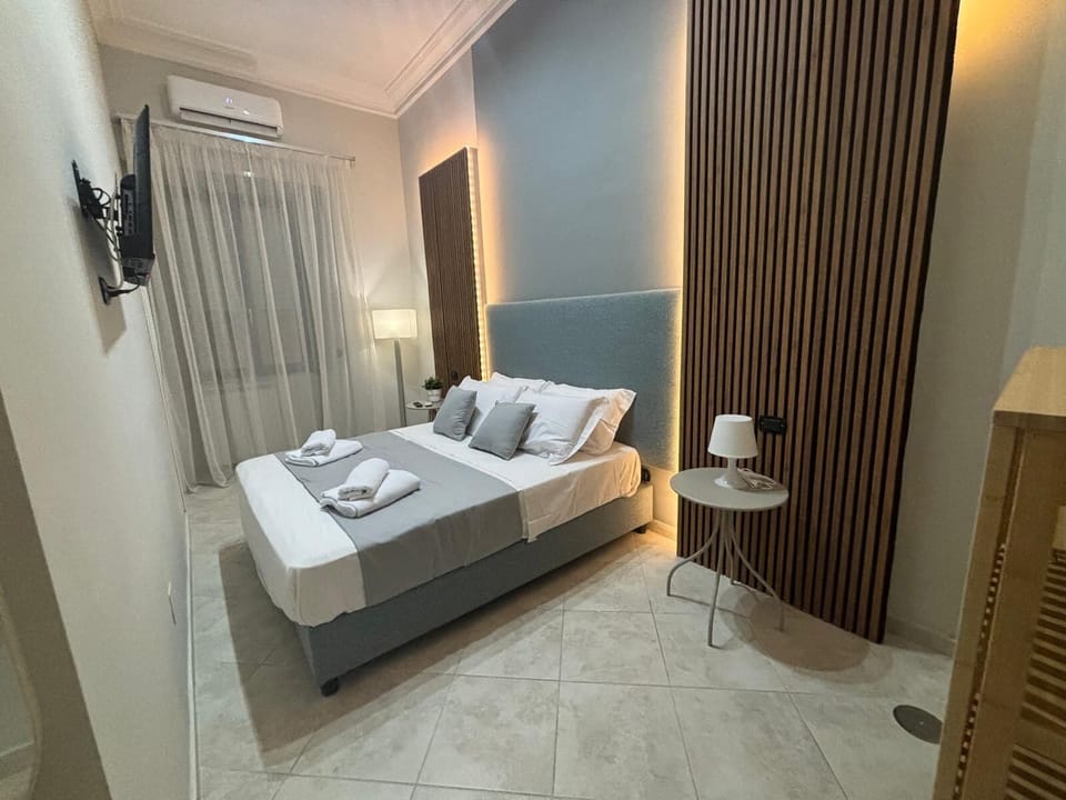 In-room safe, soundproofing, free WiFi