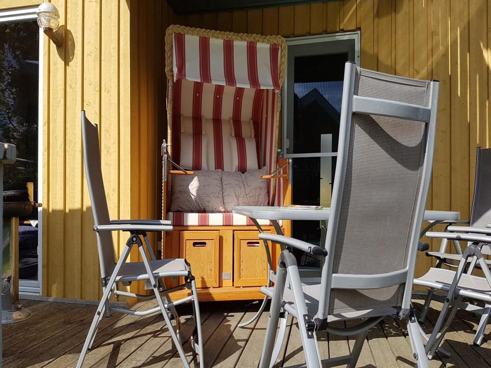 House | 3 bedrooms, individually furnished