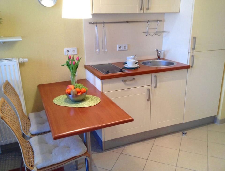 Apartment | Dining