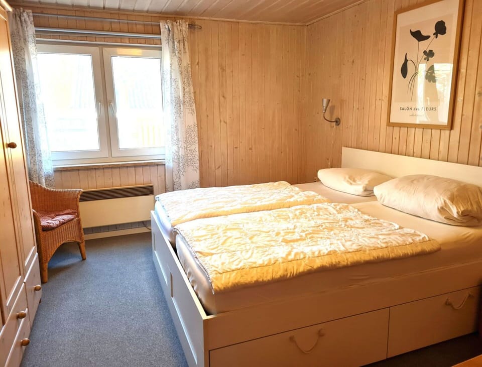 House | 2 bedrooms, individually furnished