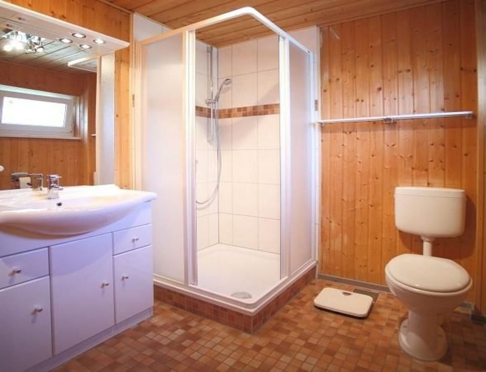 House | Bathroom