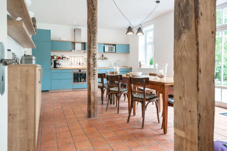 House | Dining