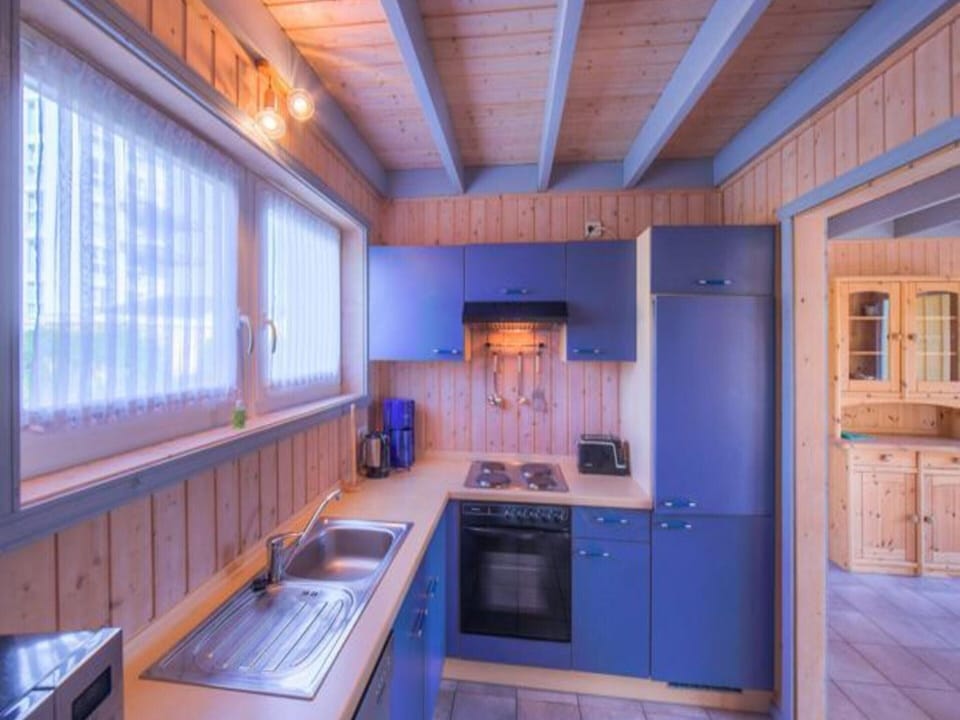 House | Private kitchen | Electric kettle, toaster