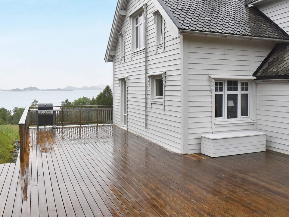 House | Terrace/patio