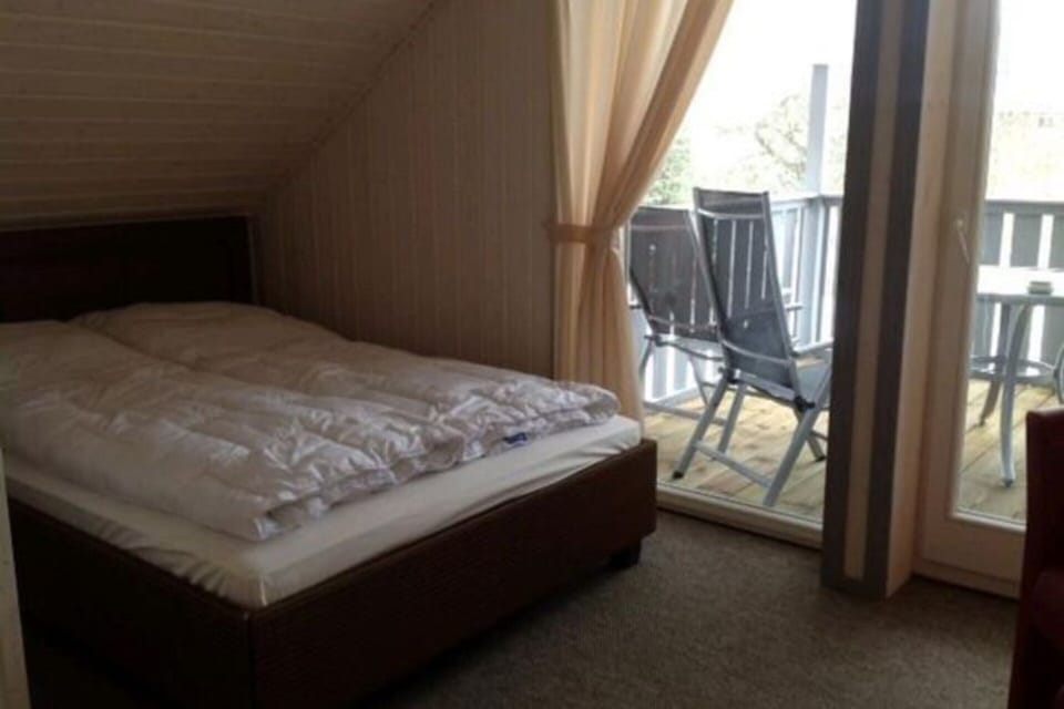 House | 3 bedrooms, individually furnished