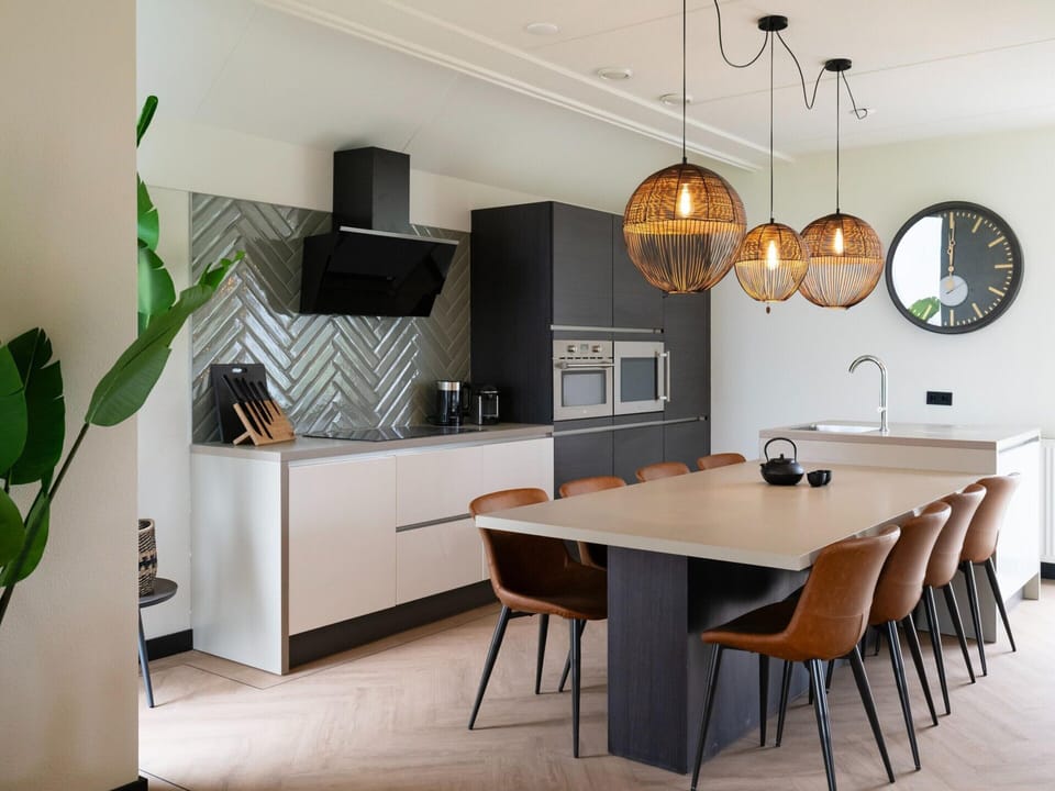 House | Dining