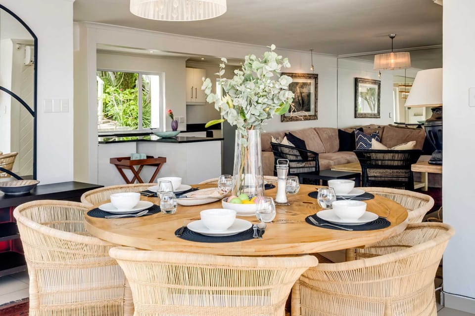 Villa | 3 bedrooms, desk, Internet