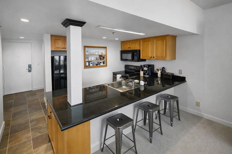 Studio | Private kitchen | Coffee/tea maker, fridge, oven, electric kettle