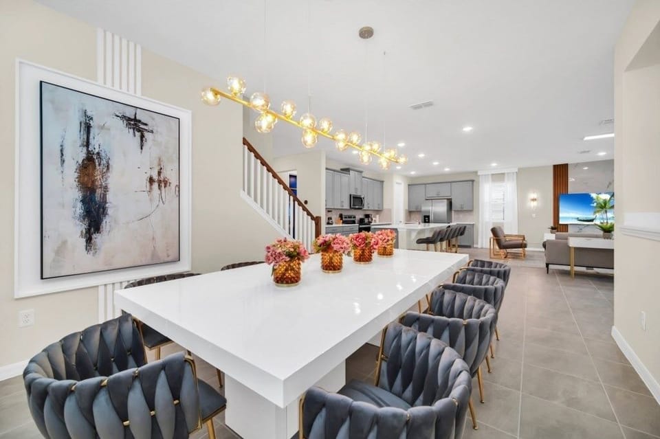 Villa, Multiple Bedrooms | Dining