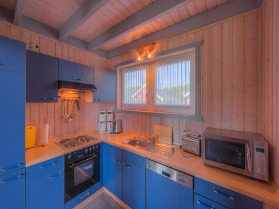 House | Private kitchen | Electric kettle, toaster