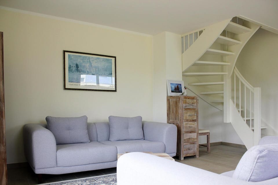 House | Living area