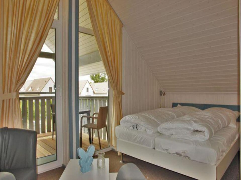 House | 3 bedrooms, individually furnished