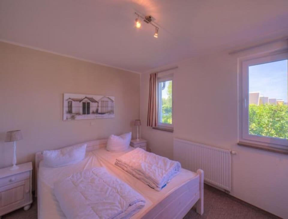 House | 4 bedrooms, individually furnished